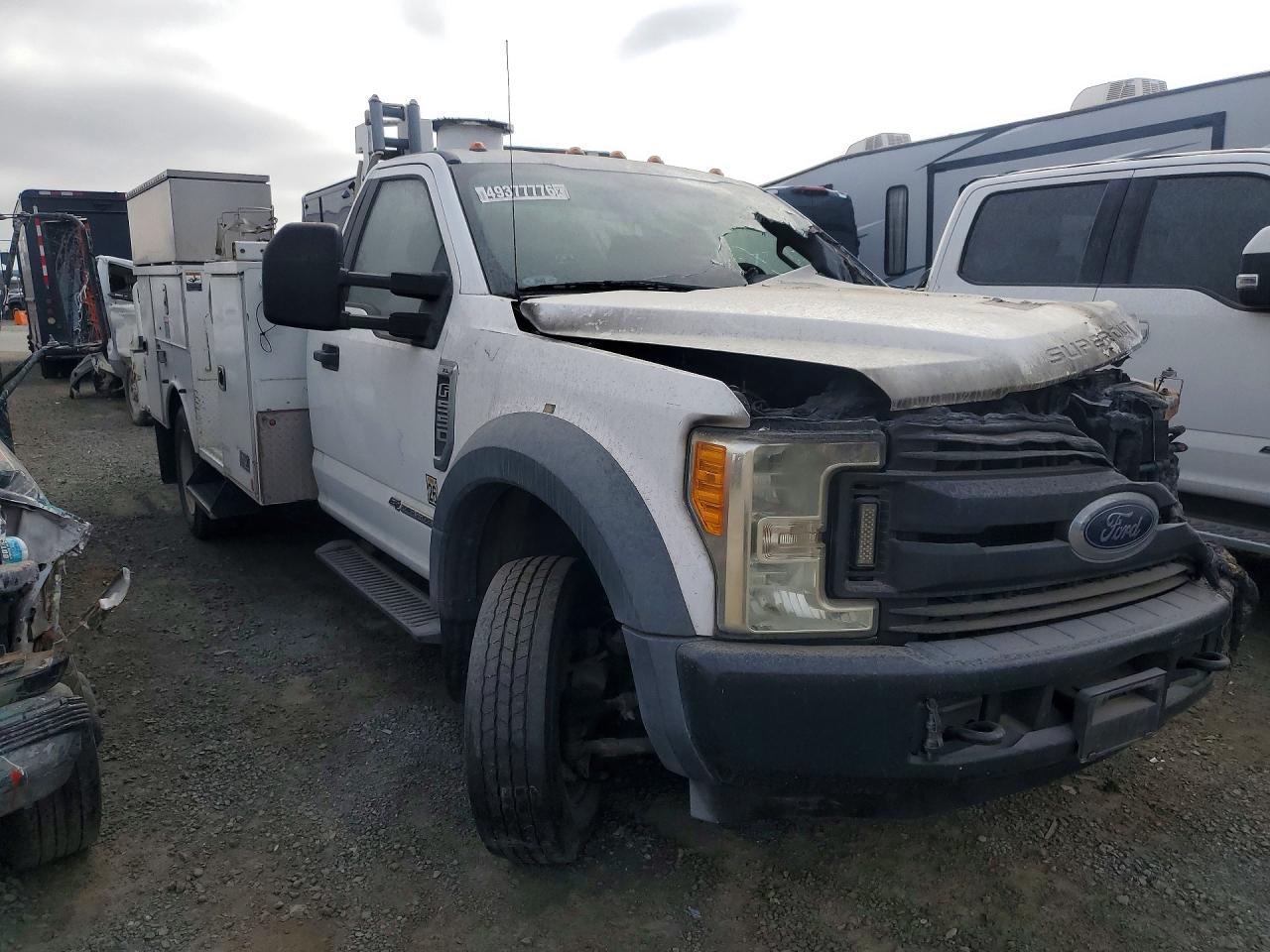 2017 FORD F550