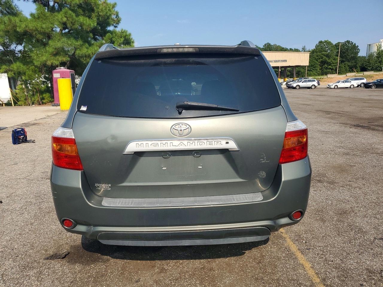 2010 TOYOTA HIGHLANDER