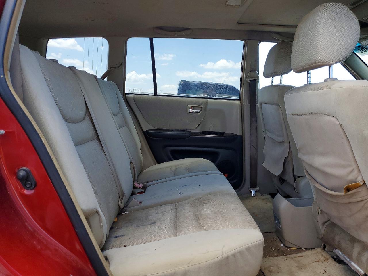 2001 TOYOTA HIGHLANDER
