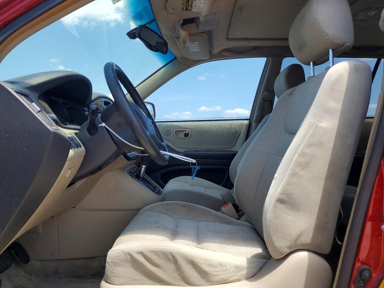 2001 TOYOTA HIGHLANDER