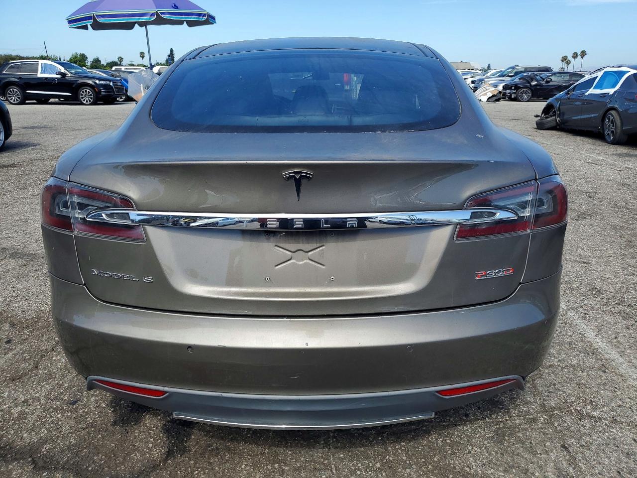 2016 TESLA MODEL S