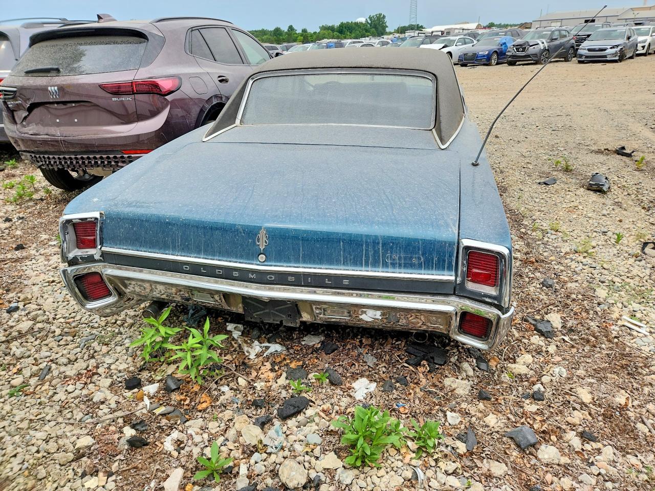1967 OLDSMOBILE CUTLASS