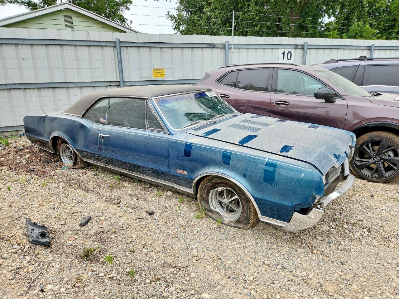 1967 OLDSMOBILE CUTLASS