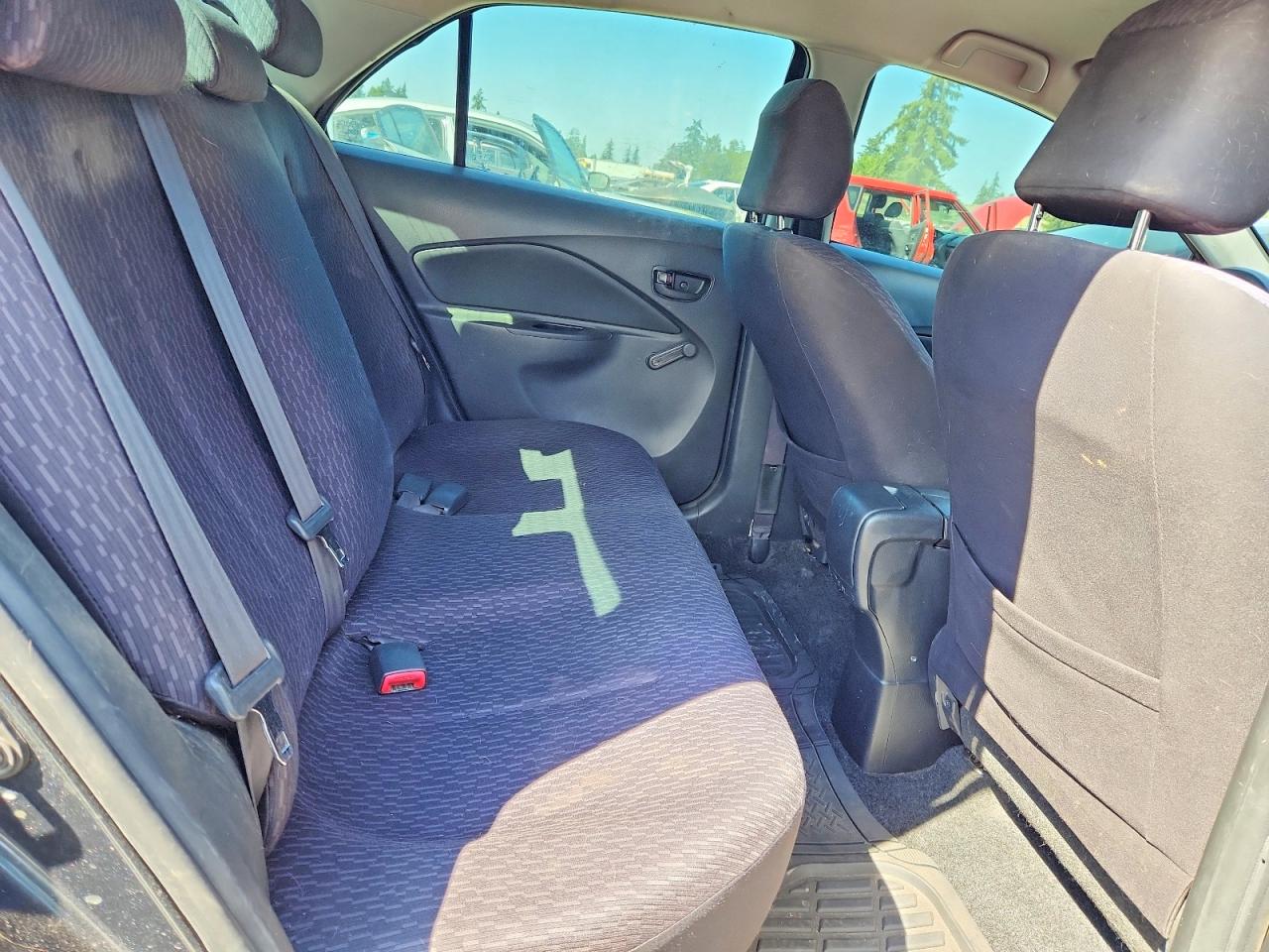 2010 TOYOTA YARIS