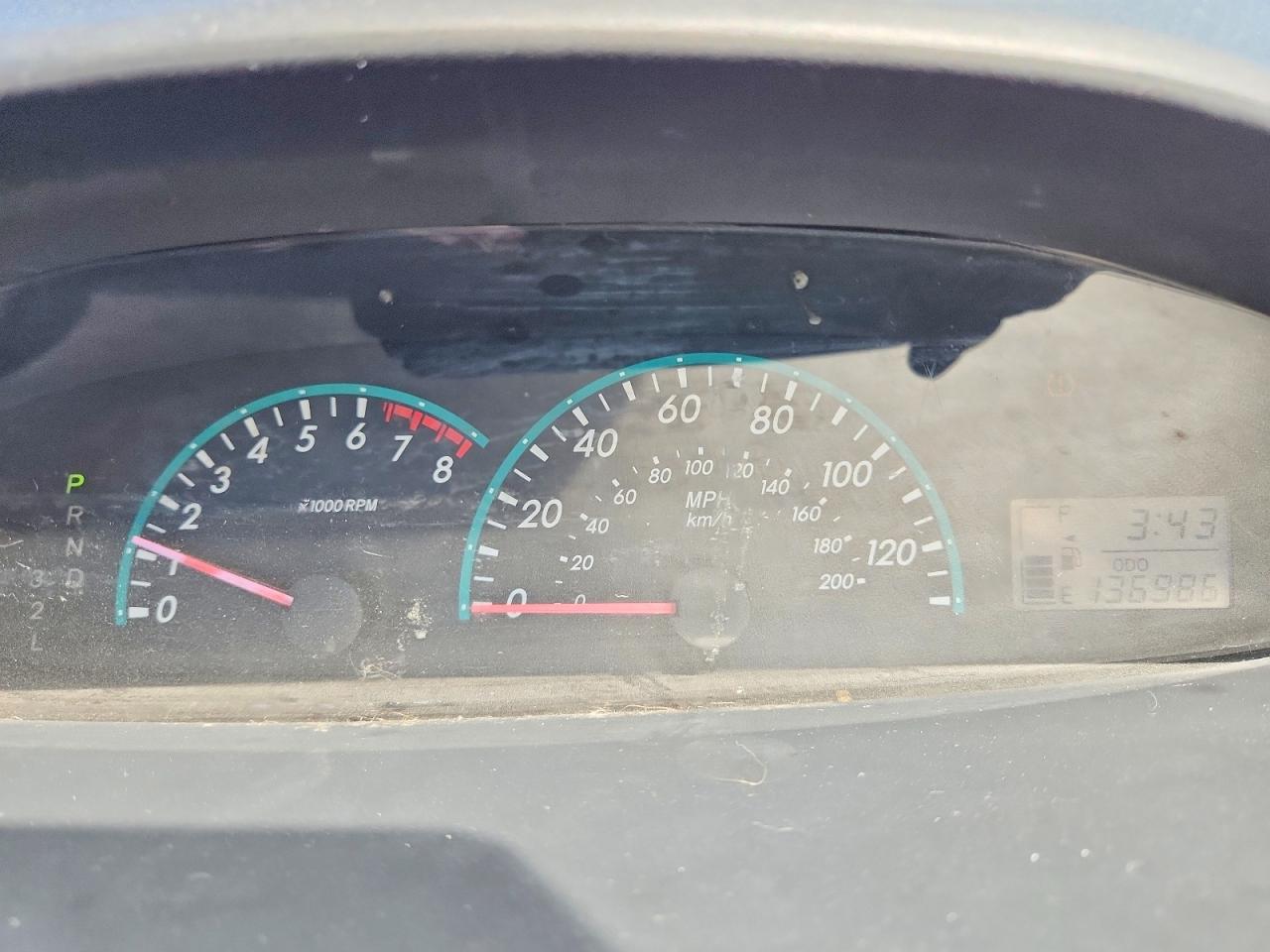 2010 TOYOTA YARIS