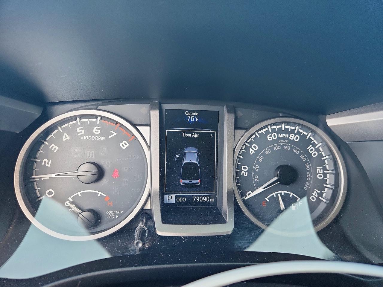 2017 TOYOTA TACOMA