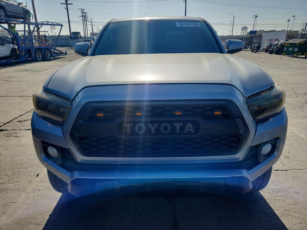2017 TOYOTA TACOMA