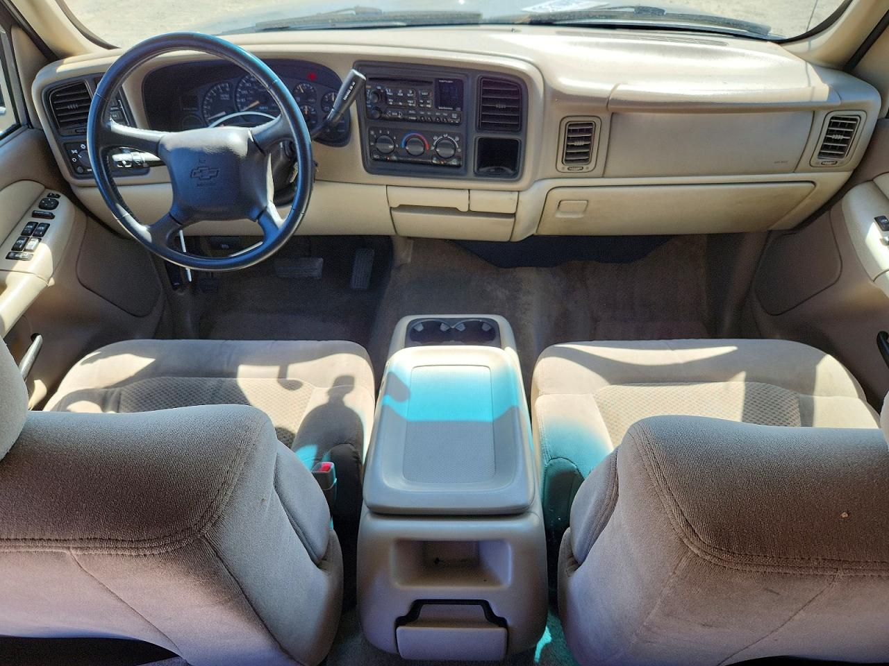 2002 CHEVROLET TAHOE