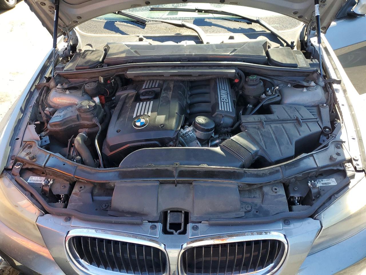 2011 BMW 3 SERIES