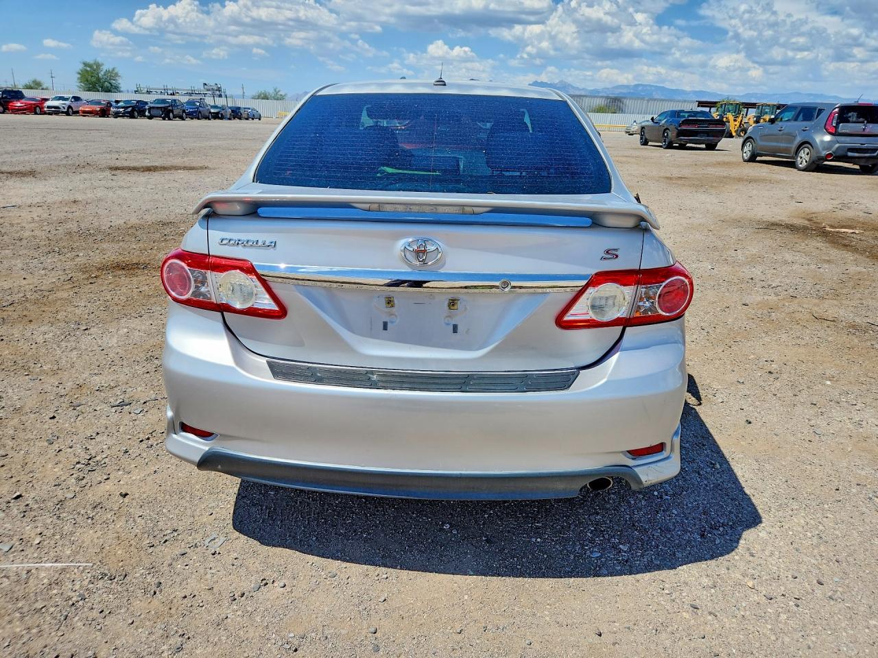 2011 TOYOTA COROLLA