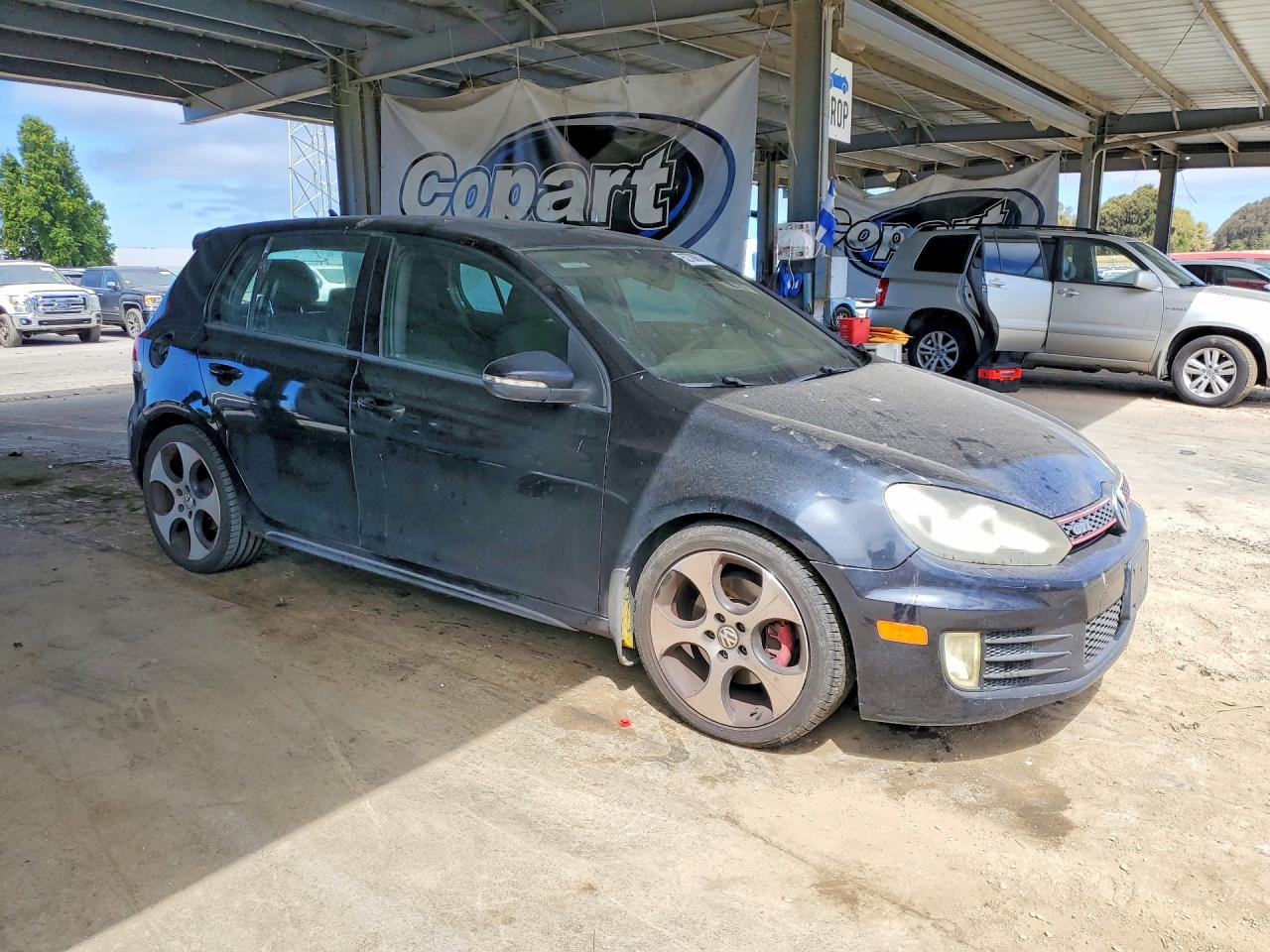 2011 VOLKSWAGEN GTI