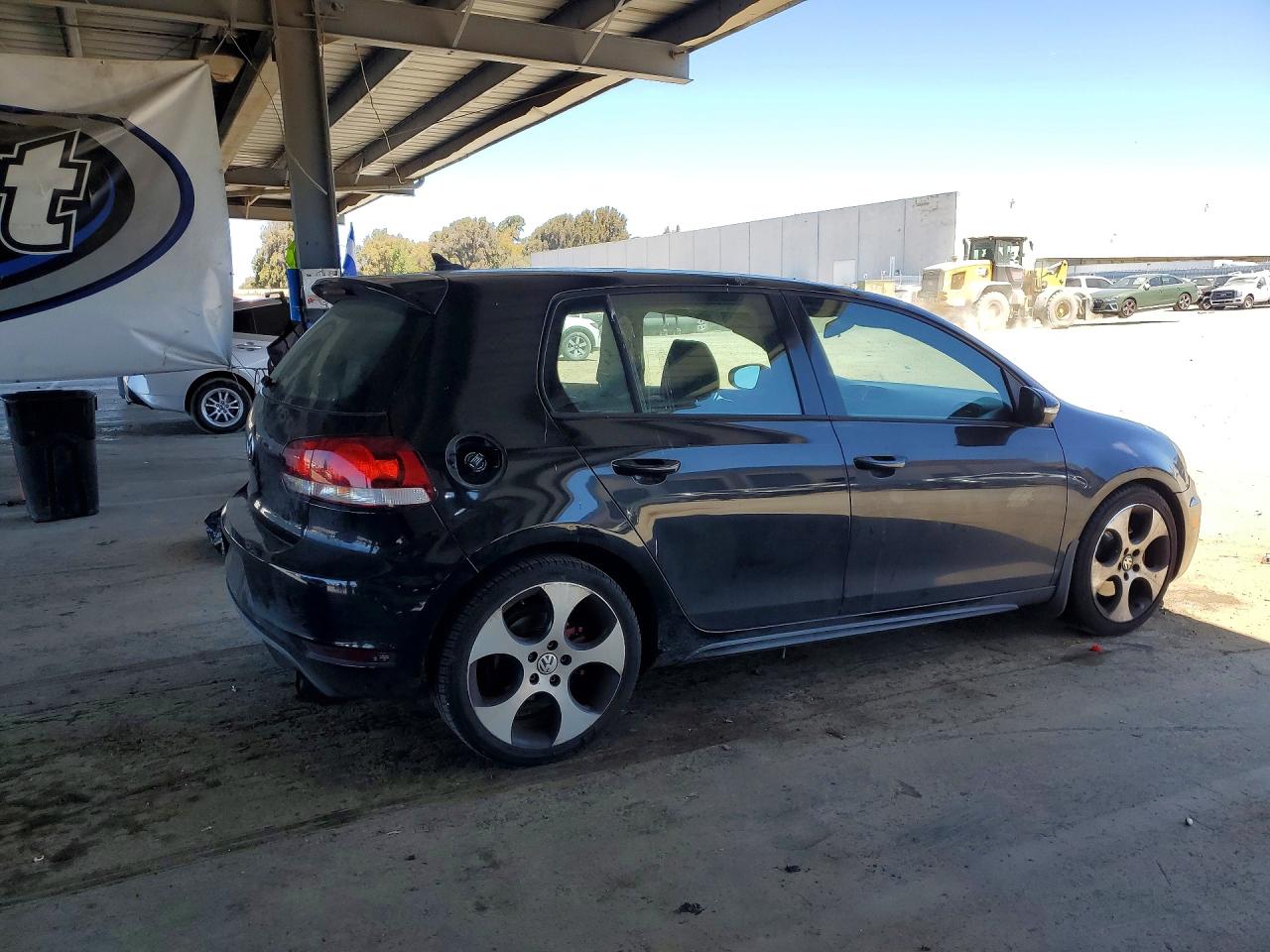 2011 VOLKSWAGEN GTI