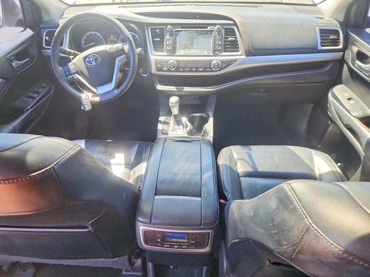 2015 TOYOTA HIGHLANDER