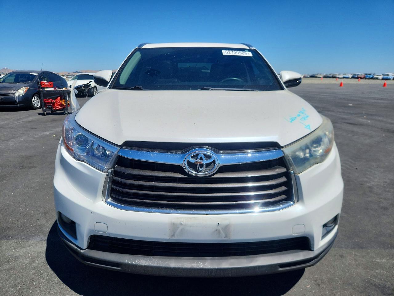 2015 TOYOTA HIGHLANDER
