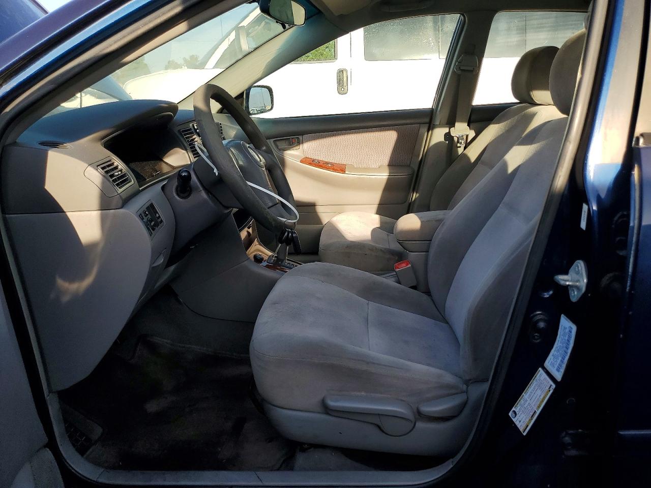 2005 TOYOTA COROLLA