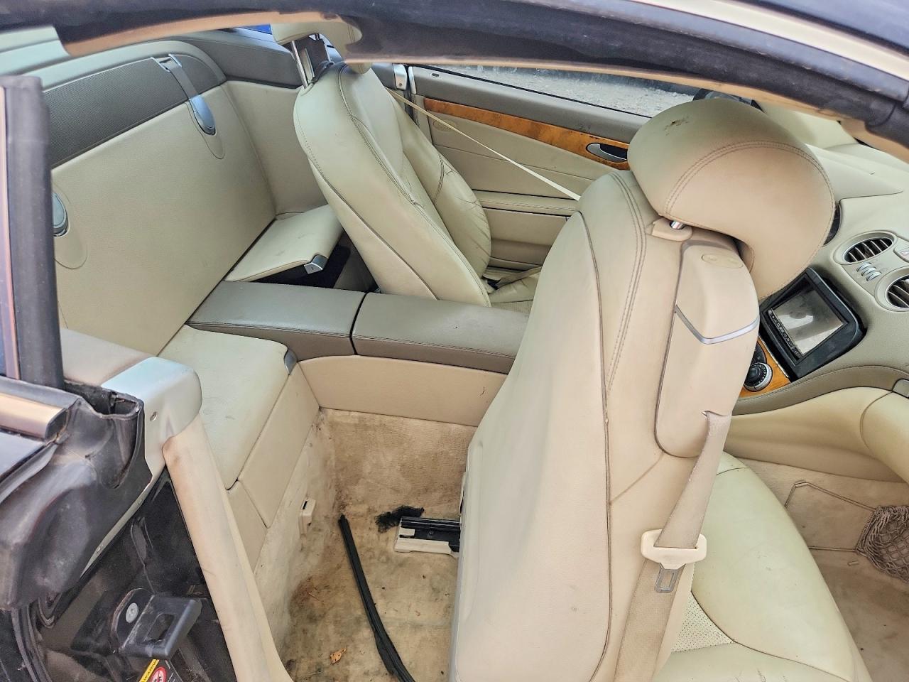 2006 MERCEDES-BENZ SL-CLASS