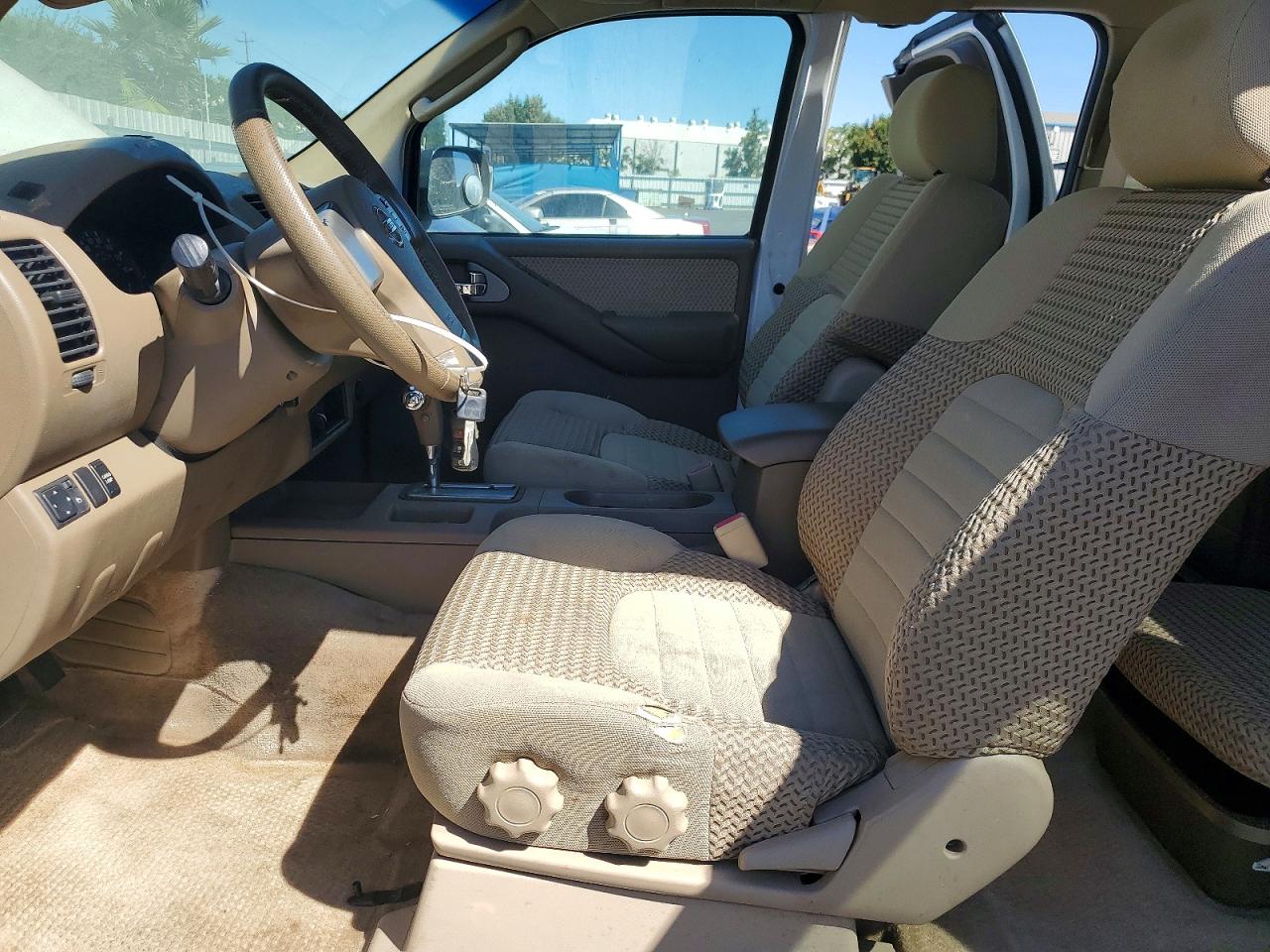 2005 NISSAN FRONTIER