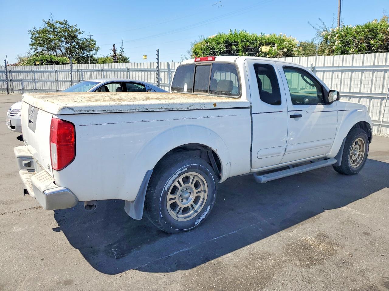 2005 NISSAN FRONTIER