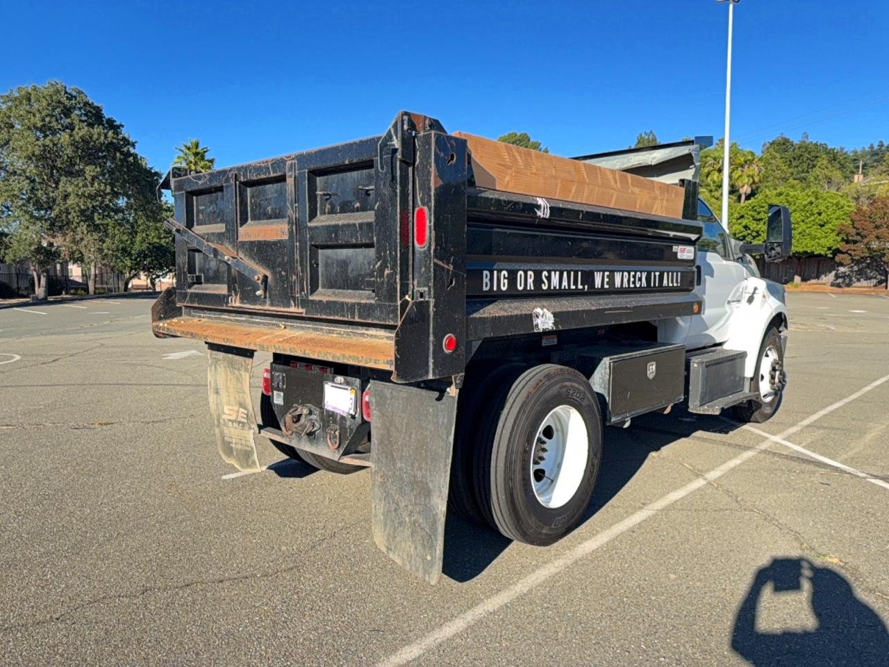 2022 FORD F650