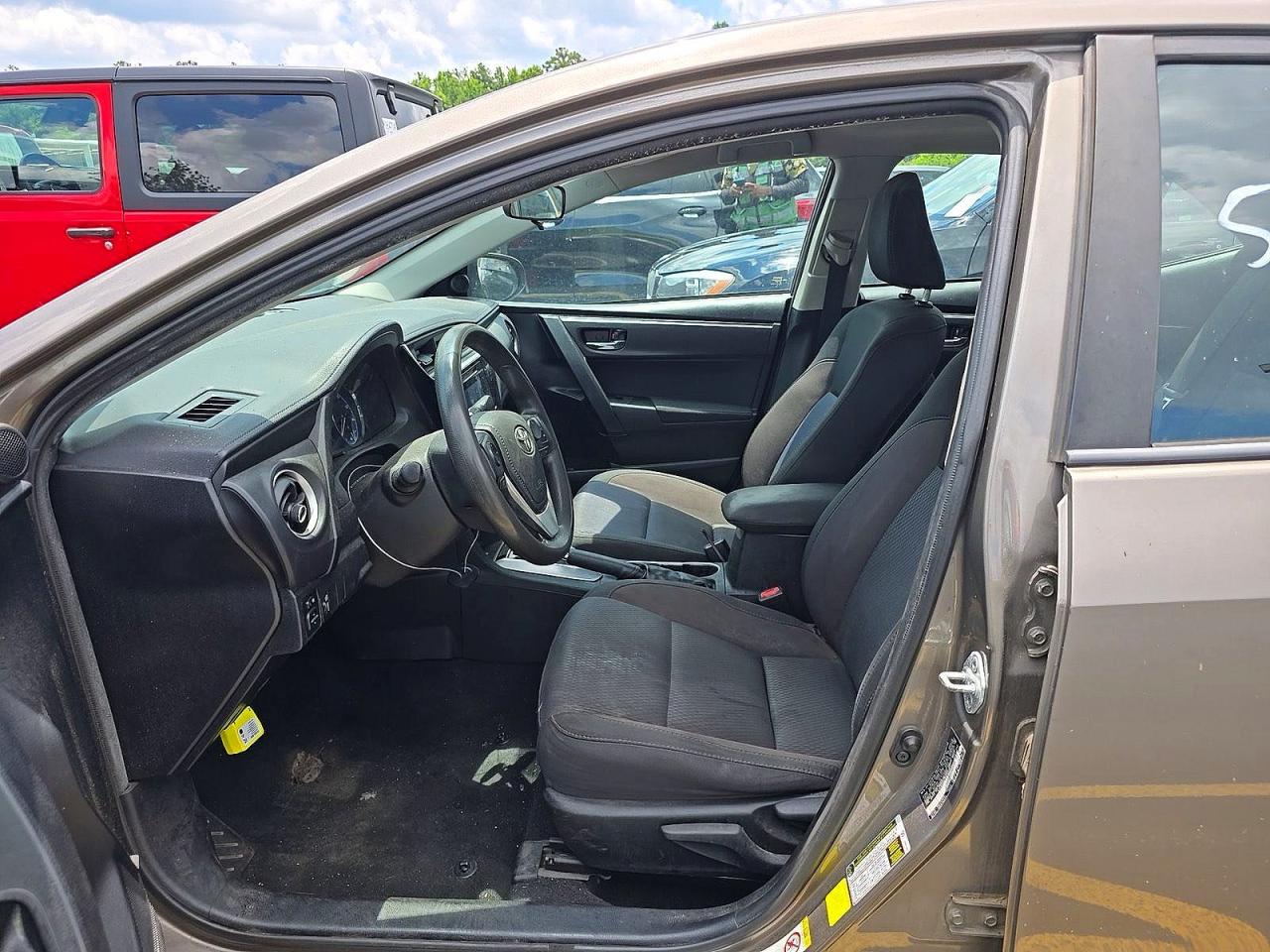 2017 TOYOTA COROLLA