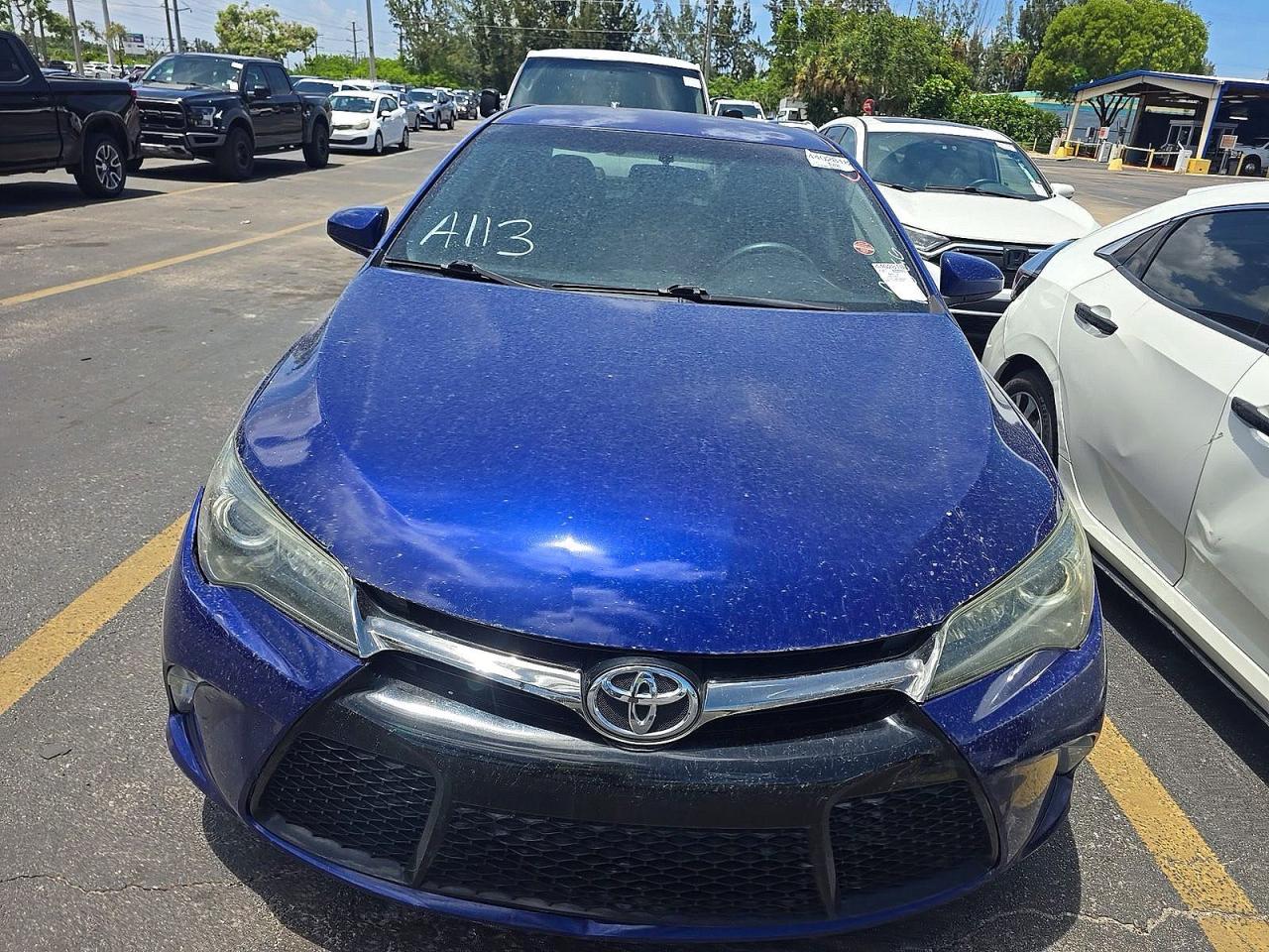 2015 TOYOTA CAMRY
