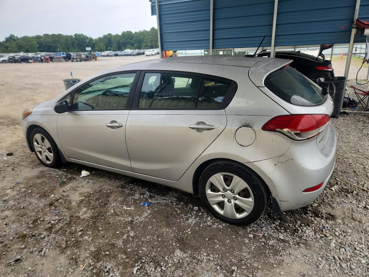 2016 KIA FORTE5 LX