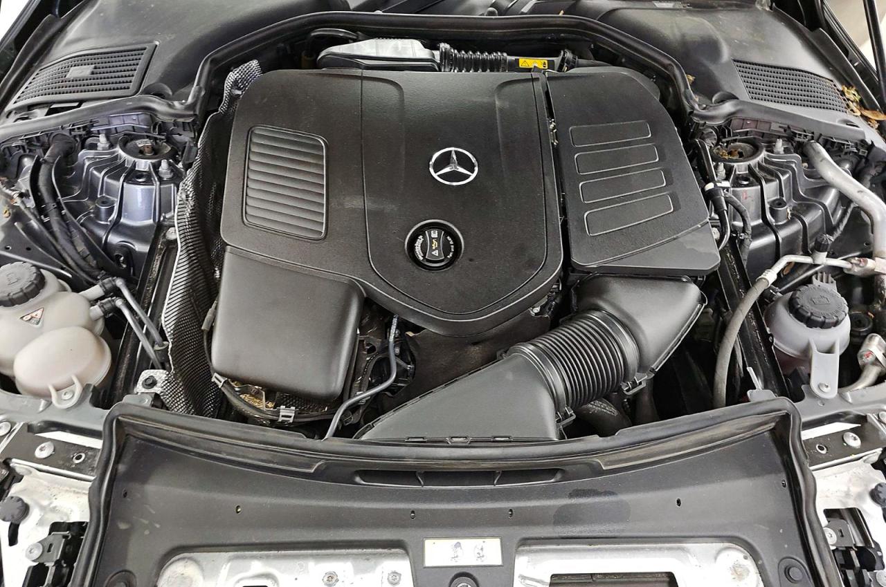 2022 MERCEDES-BENZ C-CLASS