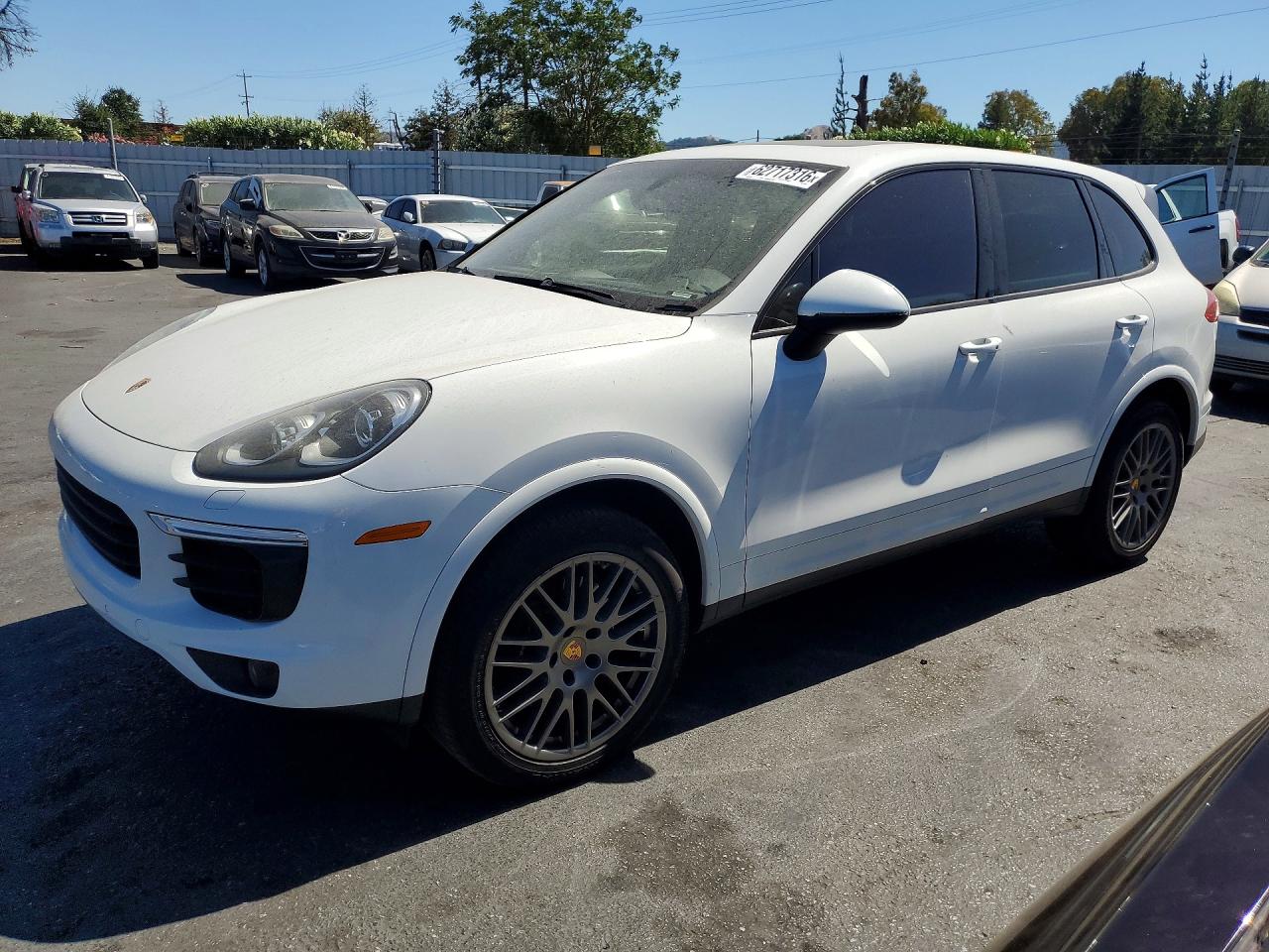 2018 PORSCHE CAYENNE