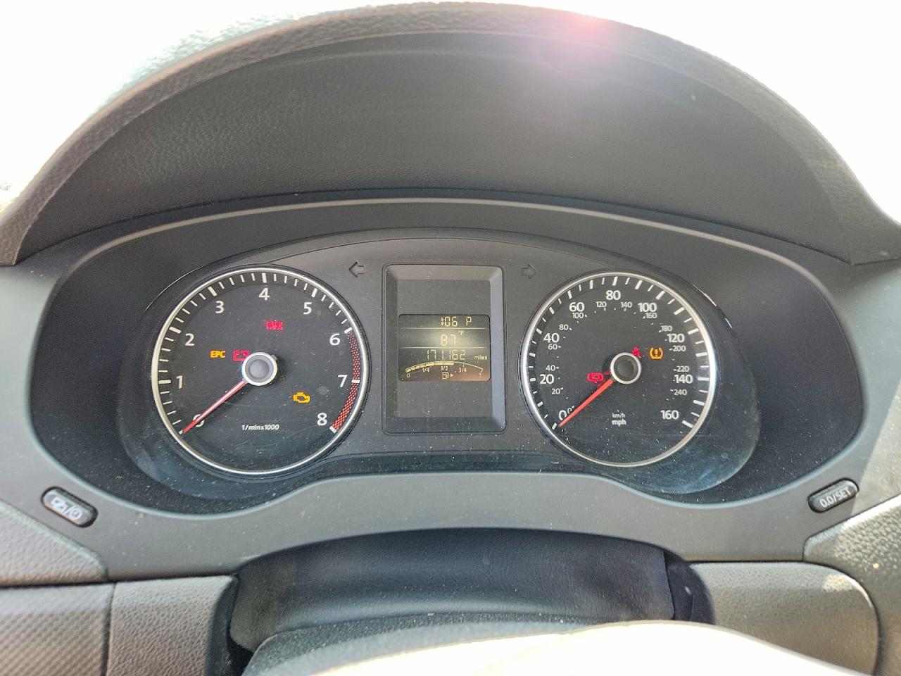 2012 VOLKSWAGEN JETTA