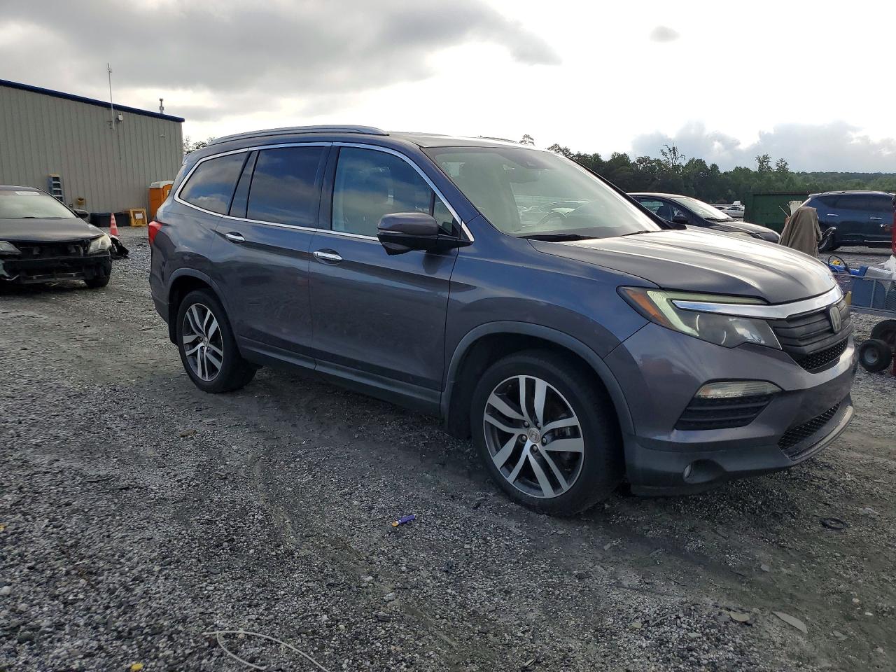 2016 HONDA PILOT