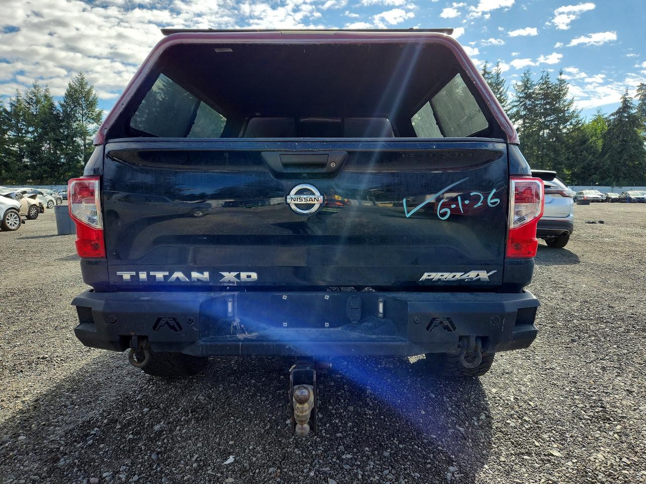 2016 NISSAN TITAN