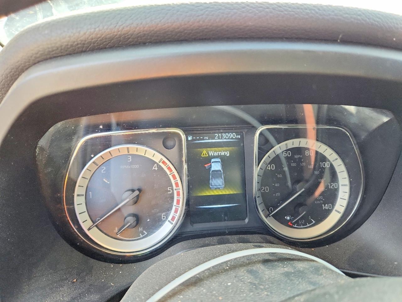 2016 NISSAN TITAN