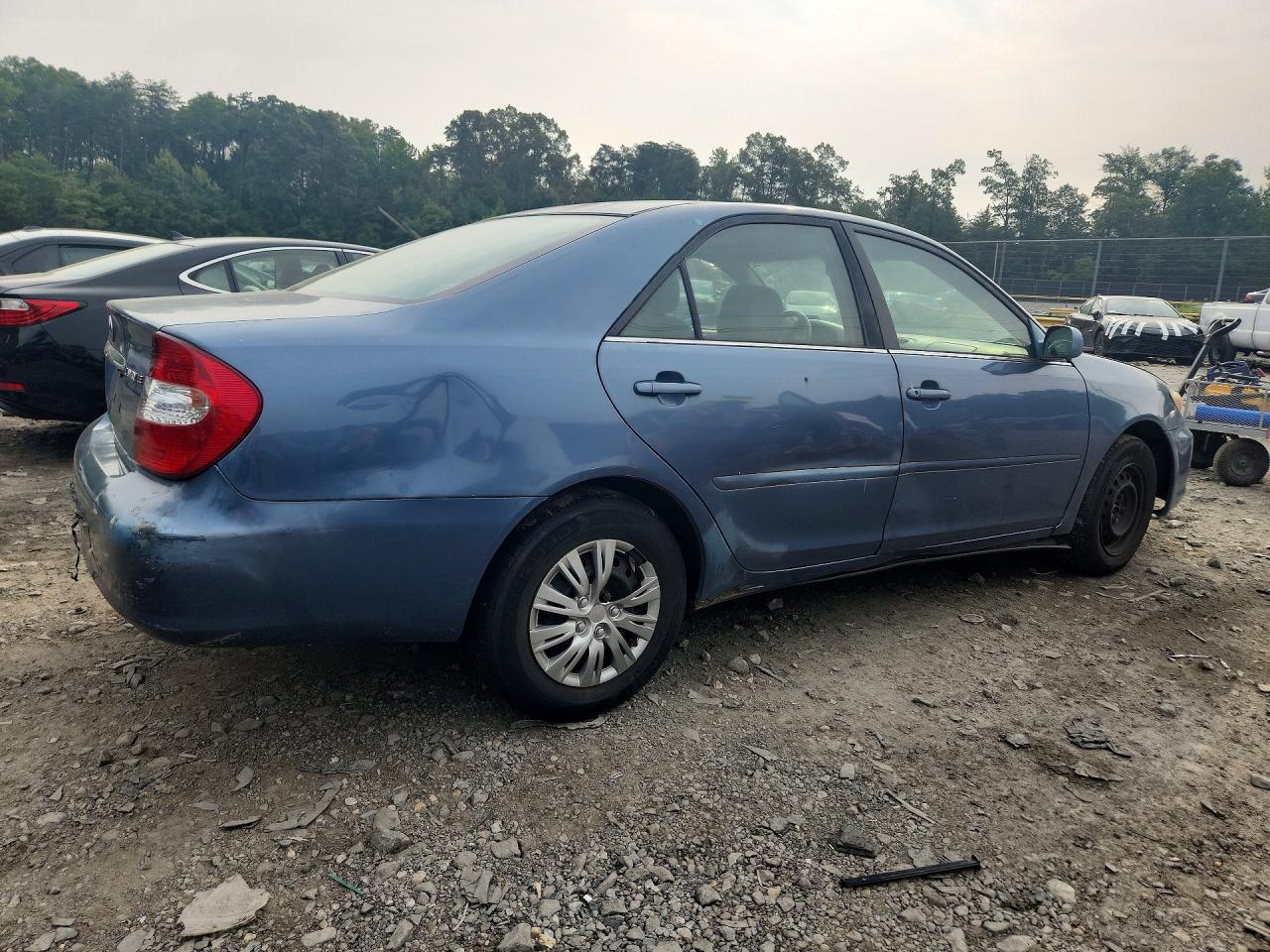 2004 TOYOTA CAMRY
