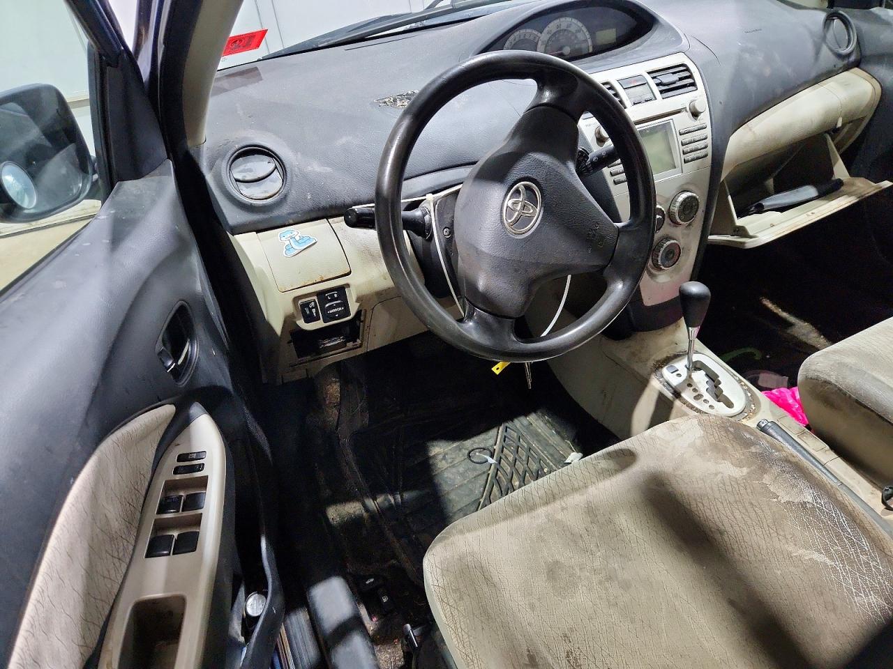 2008 TOYOTA YARIS