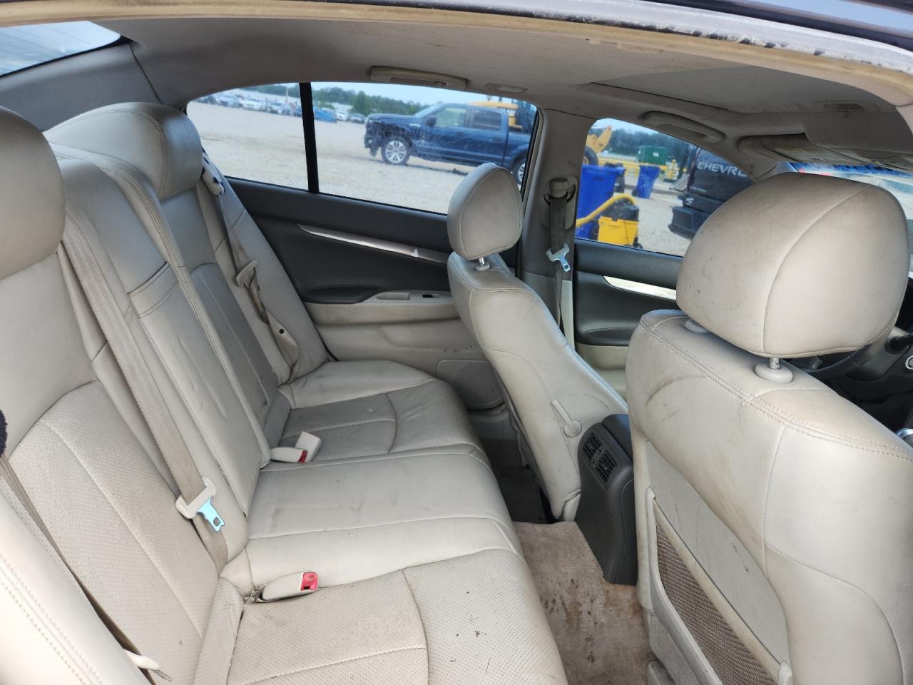 2010 INFINITI G37