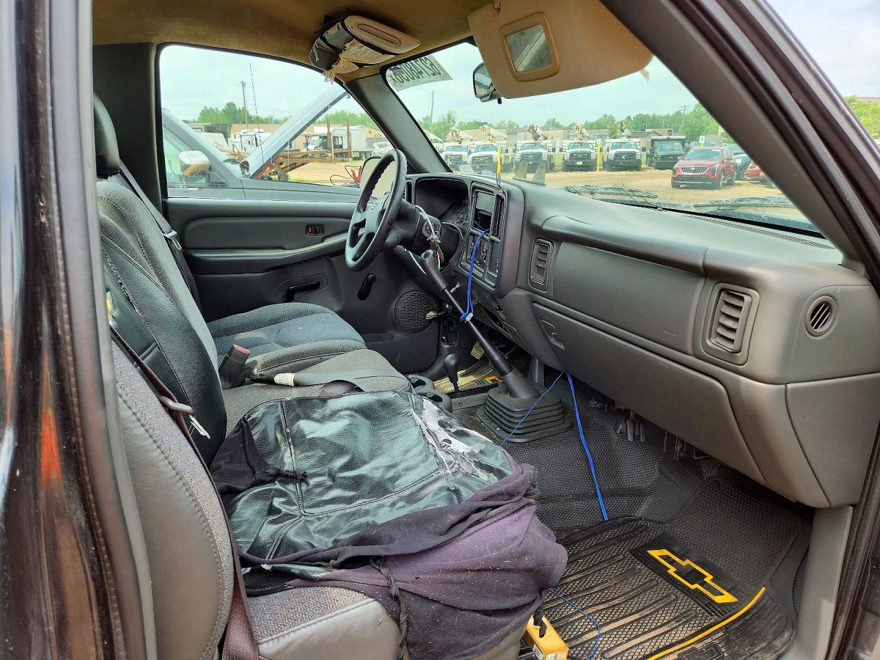 2004 CHEVROLET SILVERADO