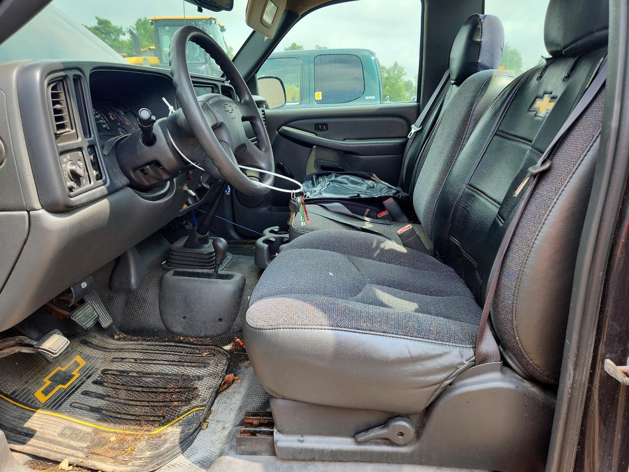 2004 CHEVROLET SILVERADO