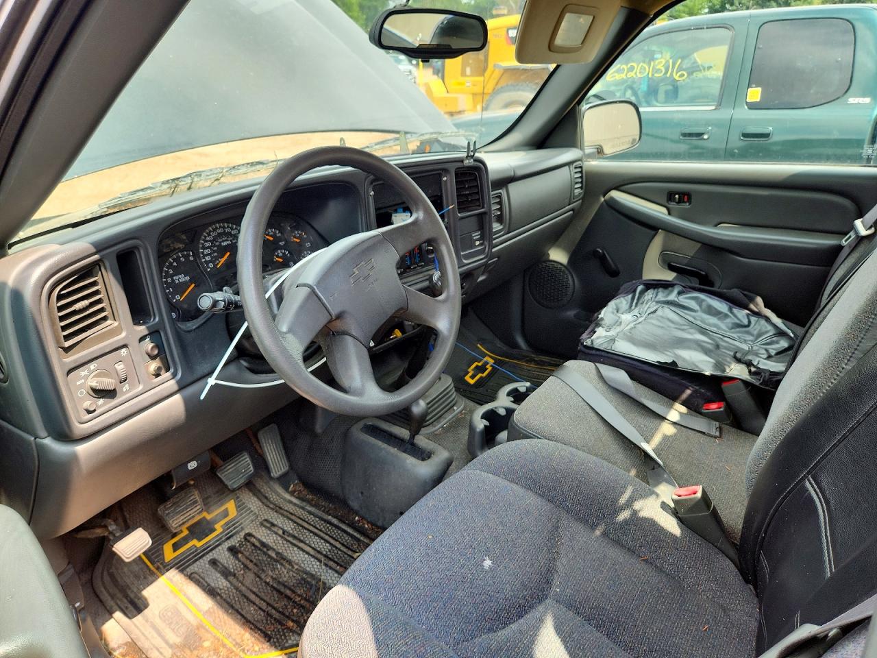 2004 CHEVROLET SILVERADO