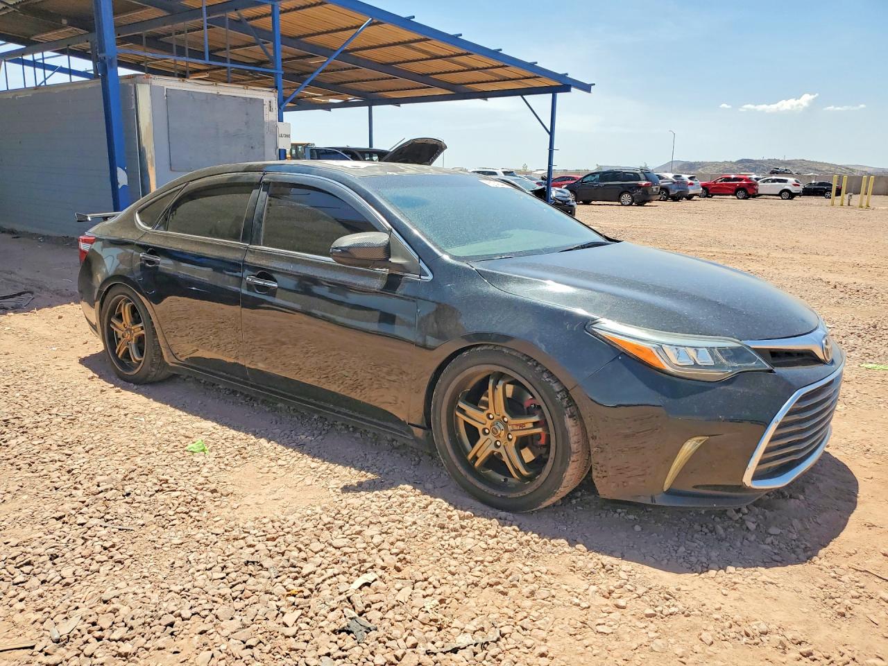 2015 TOYOTA AVALON