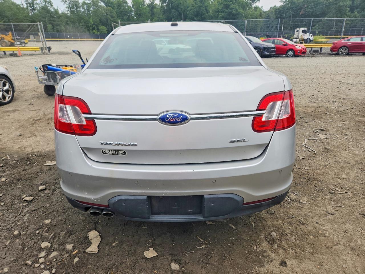 2012 FORD TAURUS