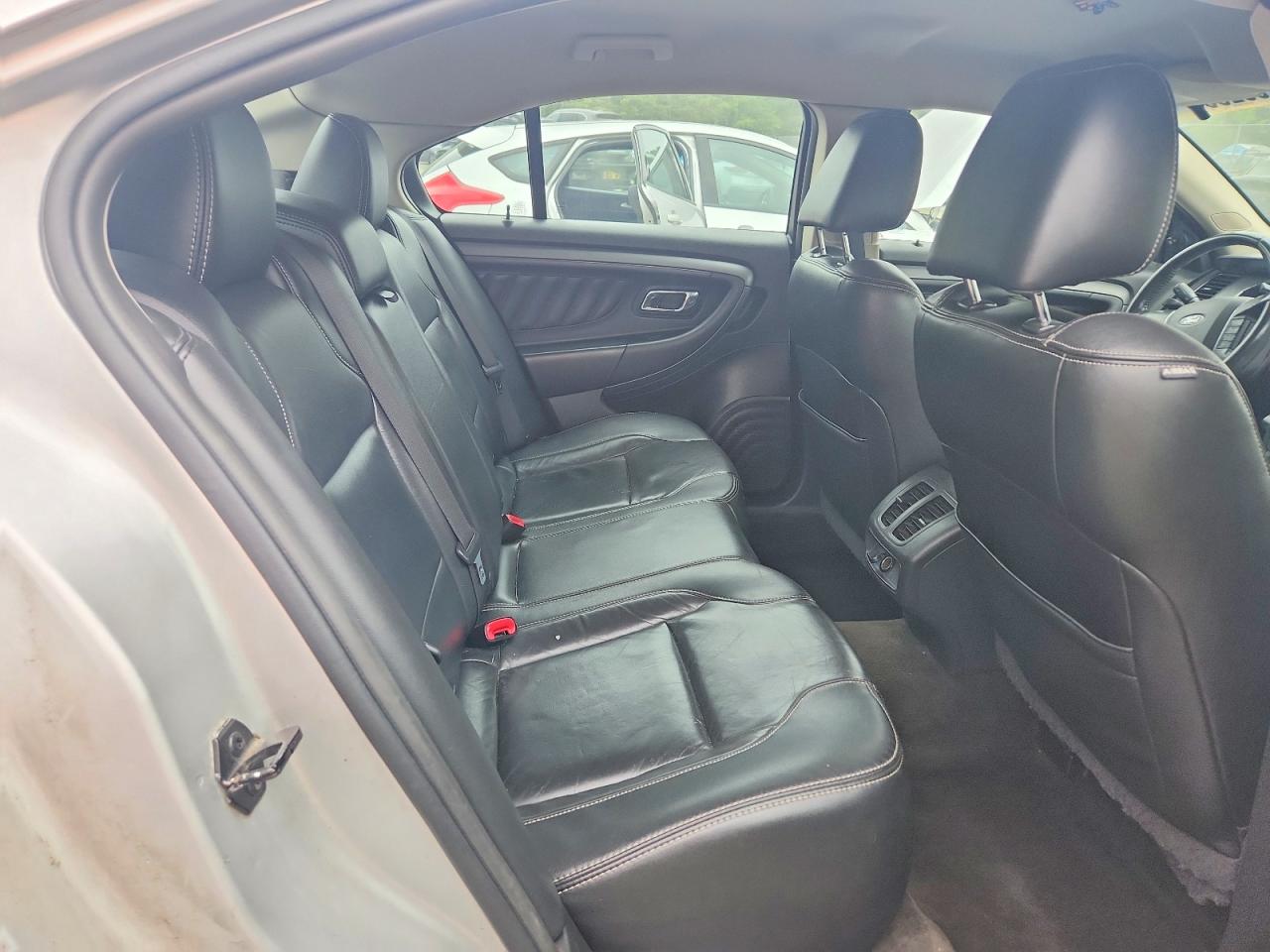 2012 FORD TAURUS