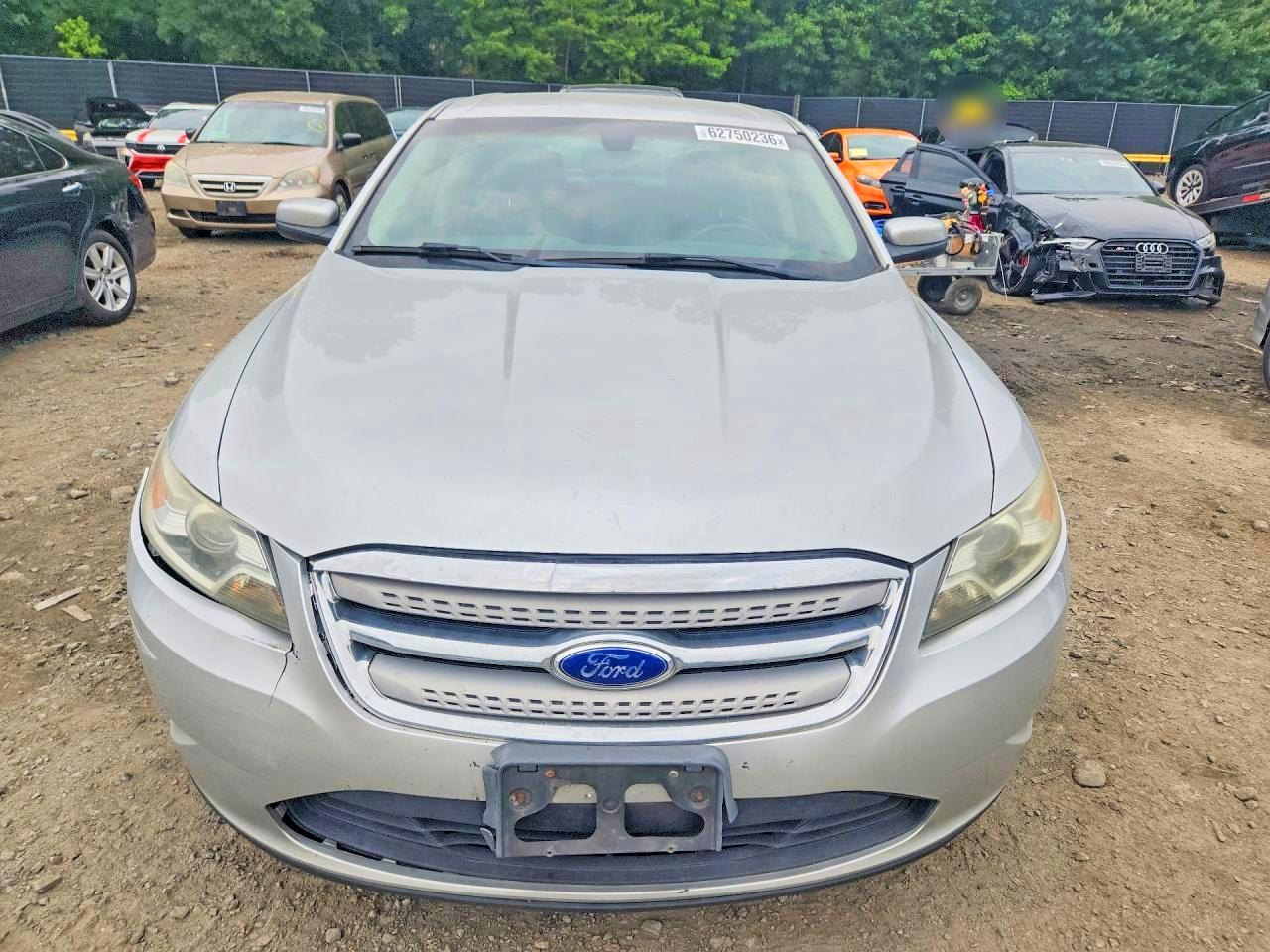 2012 FORD TAURUS