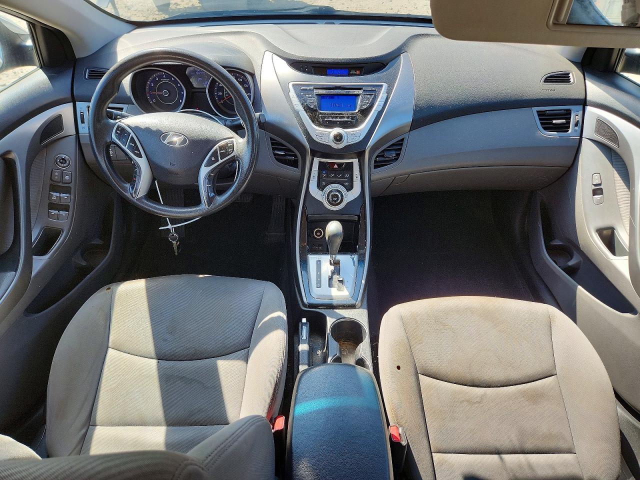2012 HYUNDAI ELANTRA