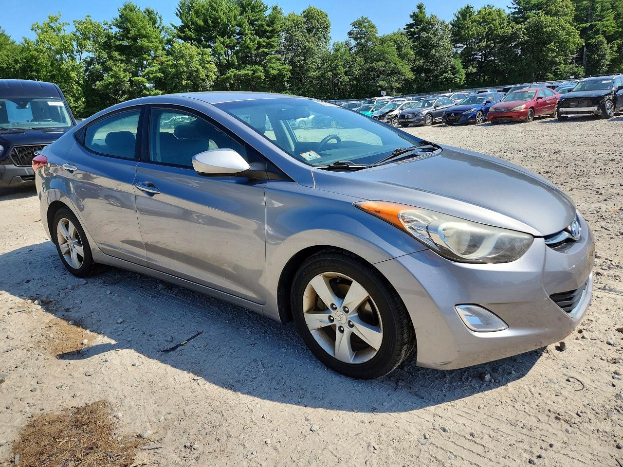 2012 HYUNDAI ELANTRA