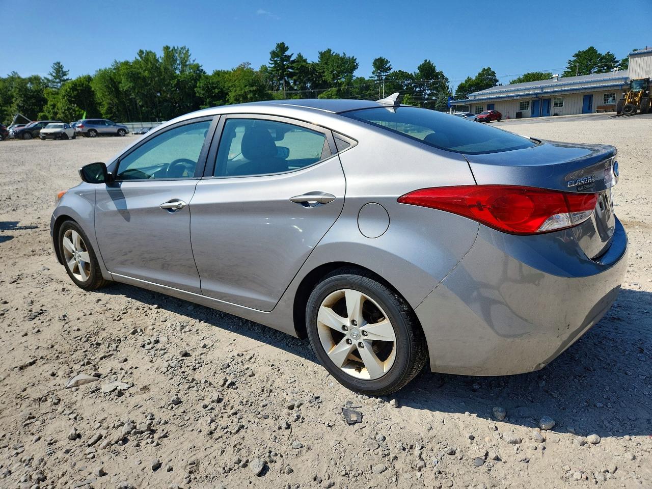 2012 HYUNDAI ELANTRA