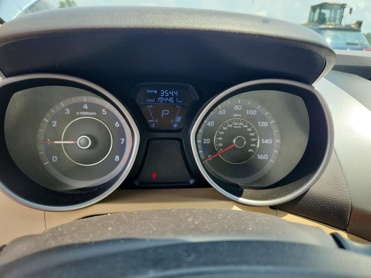 2012 HYUNDAI ELANTRA