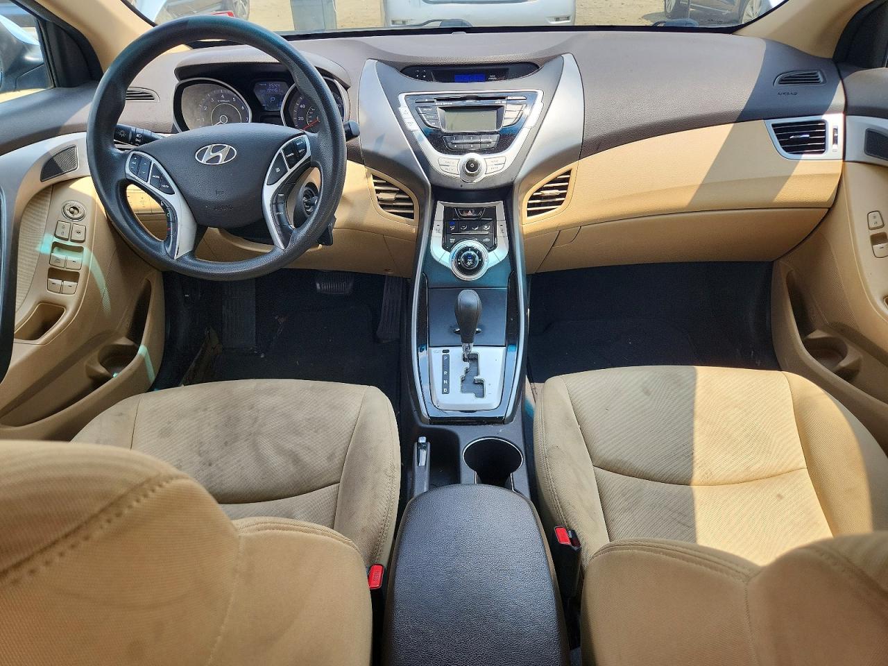 2012 HYUNDAI ELANTRA