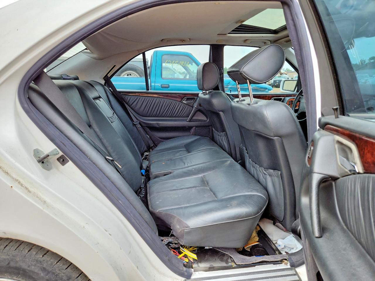 1999 MERCEDES-BENZ E-CLASS