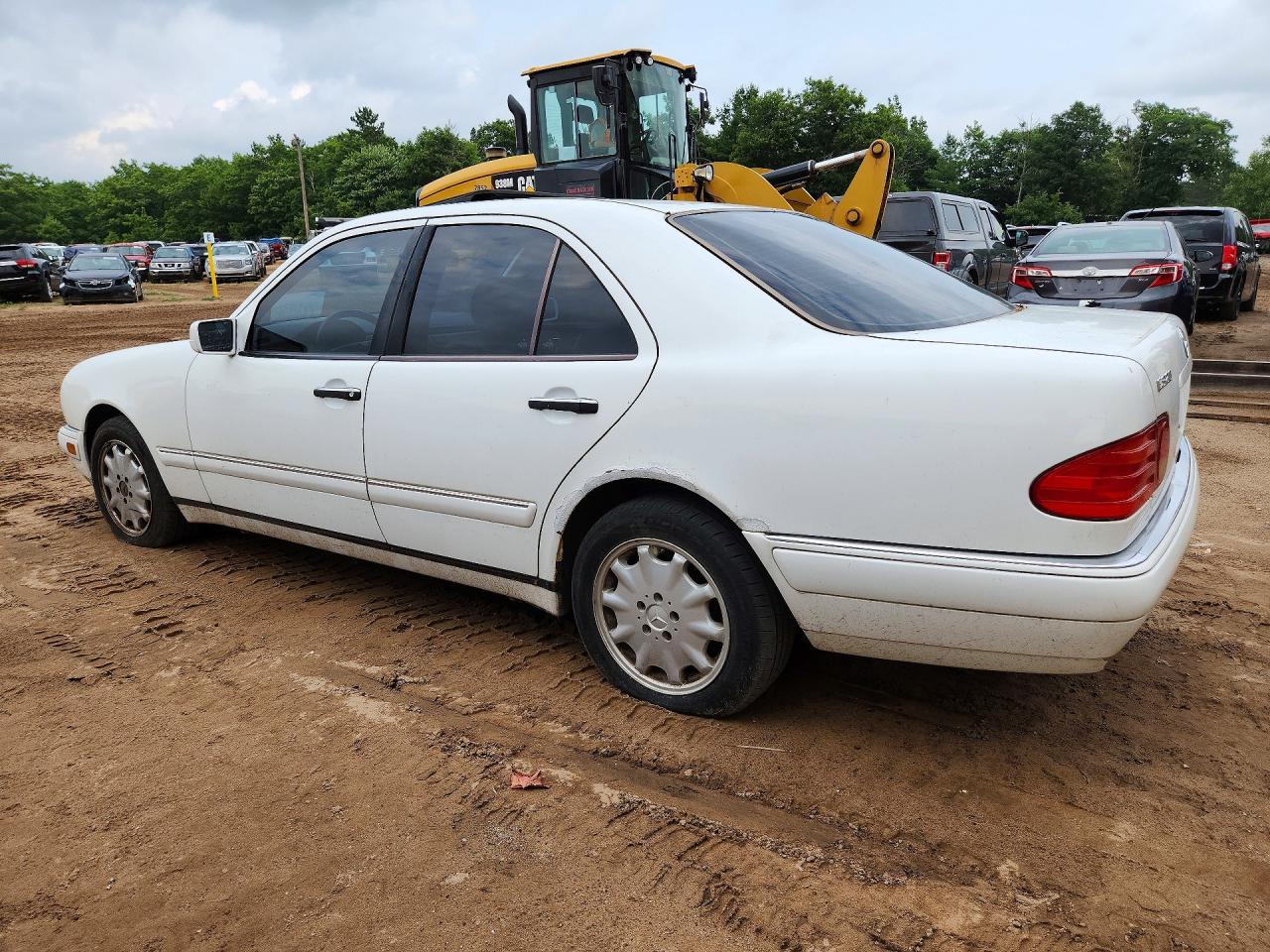1999 MERCEDES-BENZ E-CLASS