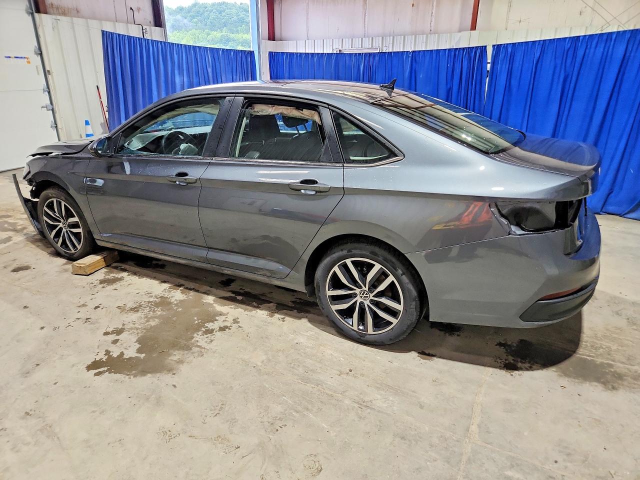 2025 VOLKSWAGEN JETTA